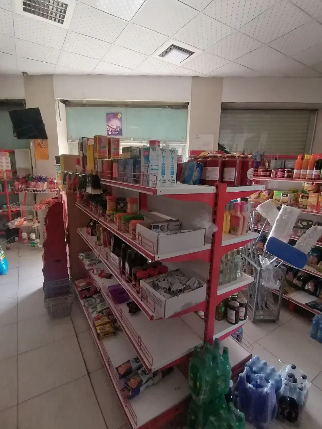 قفسه و استند سوپرمارکت|فروشگاه و مغازه|اصفهان, جی شیر|دیوار