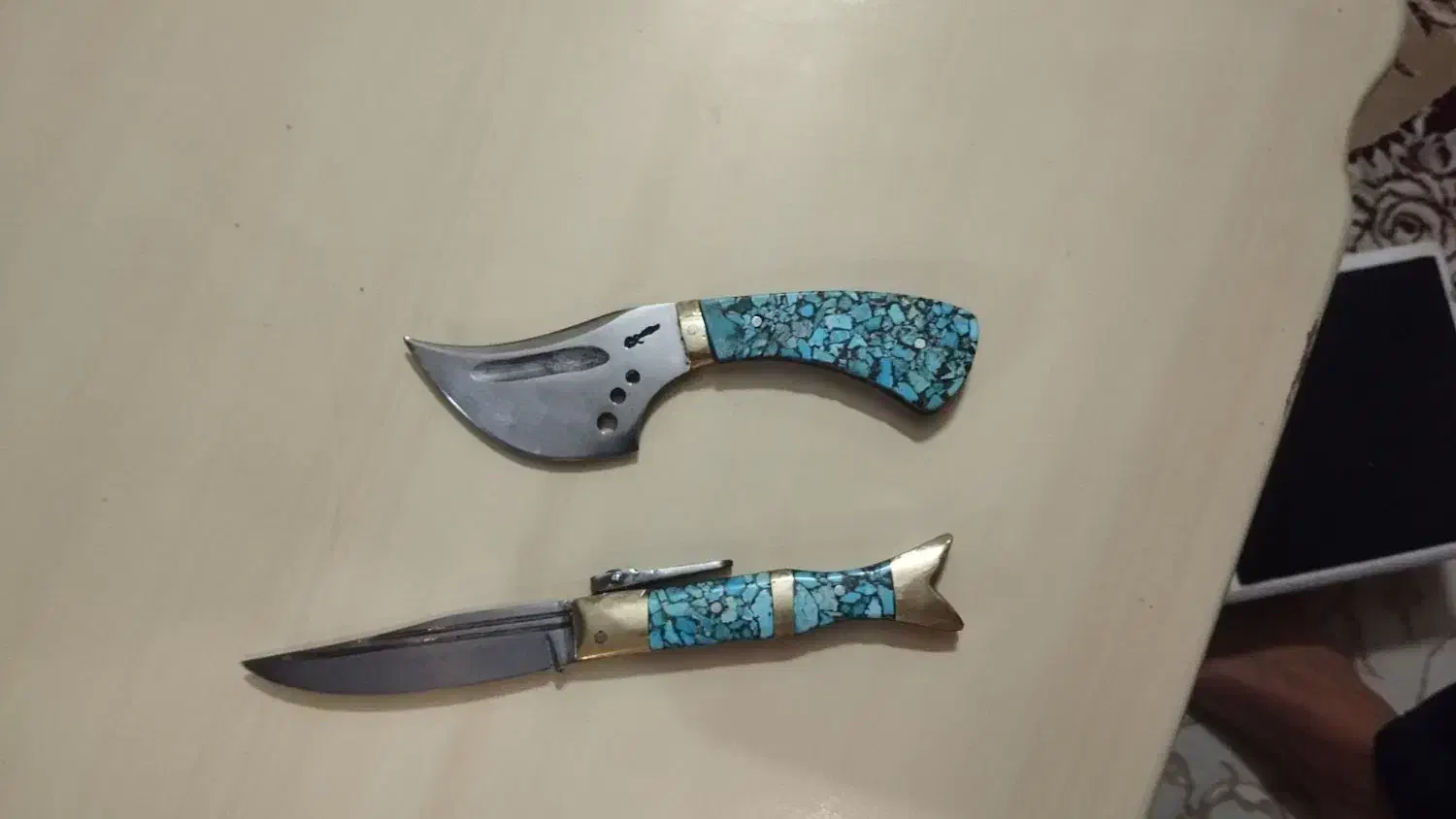 چاقو فیروزه کوب|کلکسیون اشیاء عتیقه|قوچان, |دیوار