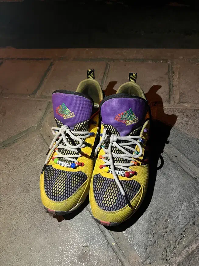 کتونی زد ایکس|کیف، کفش، کمربند|قرچک, پویینک|دیوار