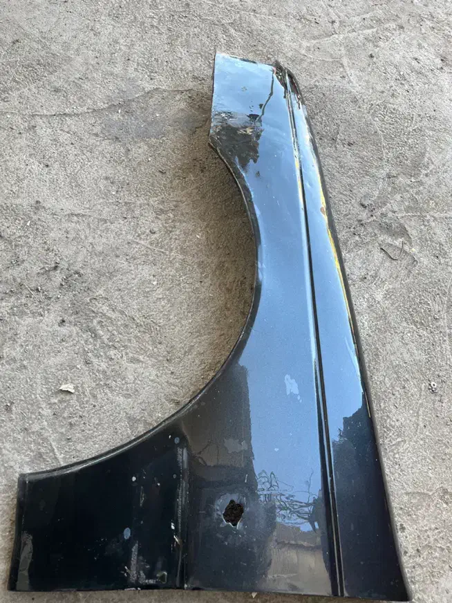 گلگیر جلو پژو|قطعات یدکی و لوازم جانبی|قزوین, |دیوار