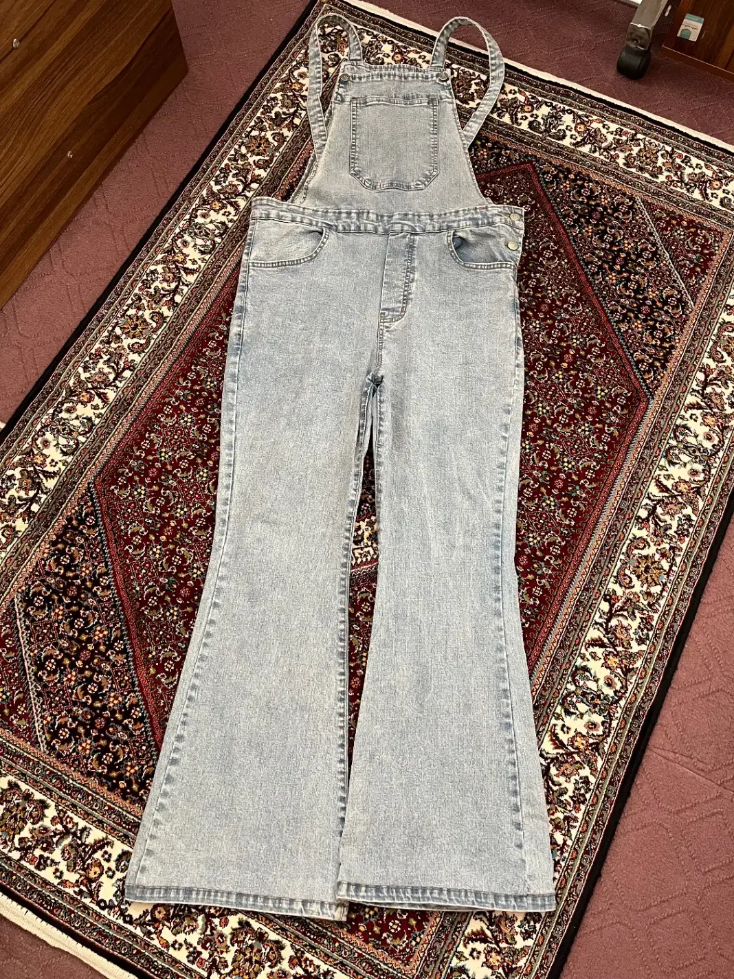 بیلر لی|لباس|میانه, |دیوار