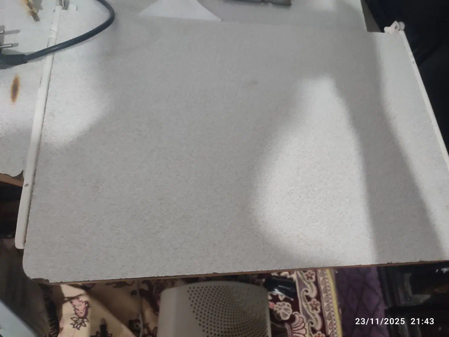 سیستم معمولی|رایانه رومیزی|لالجین, |دیوار