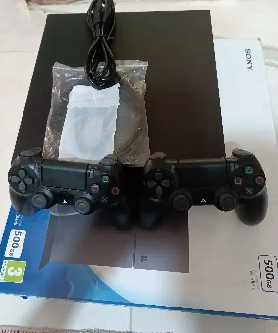 PS4 نو در حد آکبند|کنسول، بازی ویدئویی و آنلاین|فردیس, شهرک ارم|دیوار