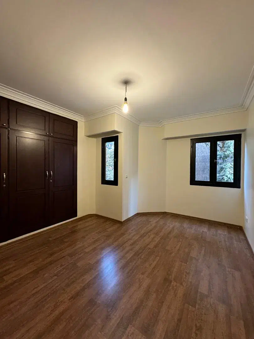 محمودیه تک واحدی ۲۴۰ متر ۴ خواب