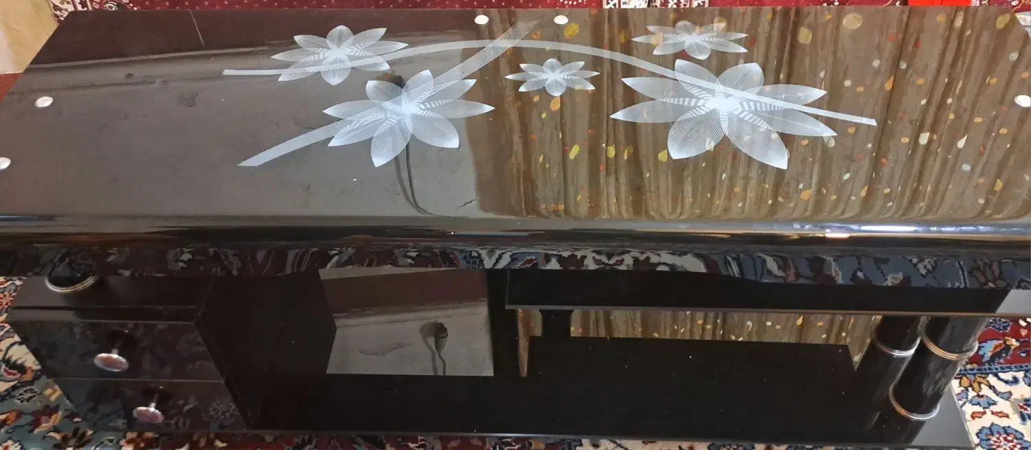 میز تلویزیون شیشه ی|میز تلویزیون|گرگان, |دیوار