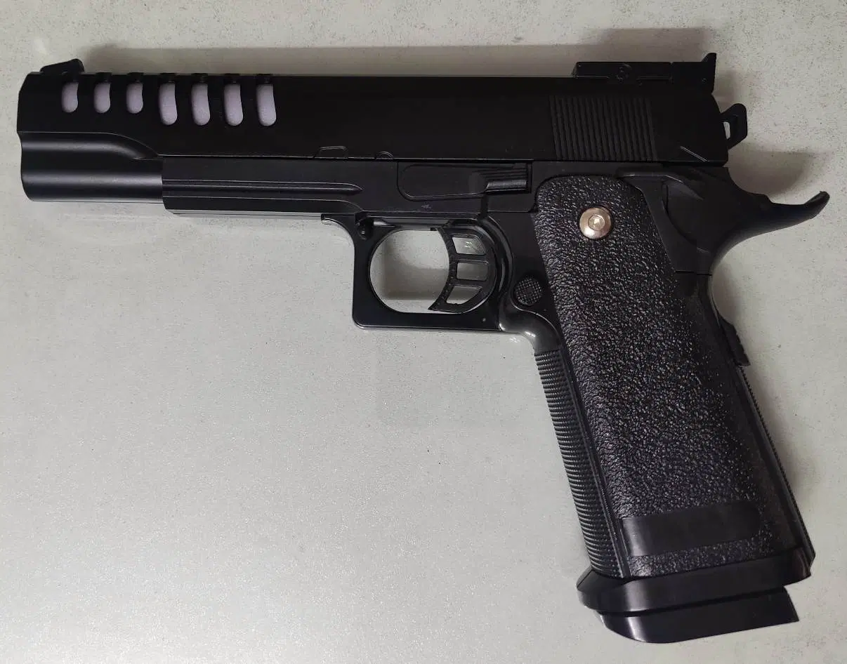 کلت تمام فلزی وارداتی AIRSOFT GUN V305|اسباببازی|تهران, پارک شهر|دیوار