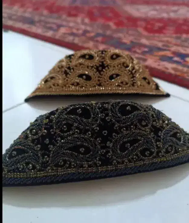 کلاه لچک|لباس|یاسوج, |دیوار