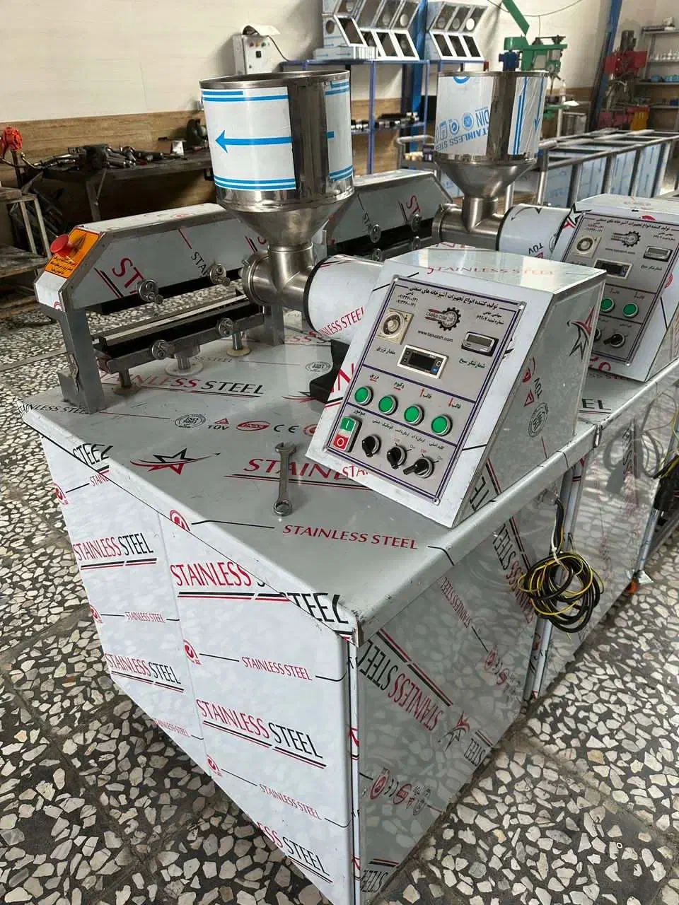 کباب گیر های صنعتی|کافی‌شاپ و رستوران|خمینی‌شهر, |دیوار