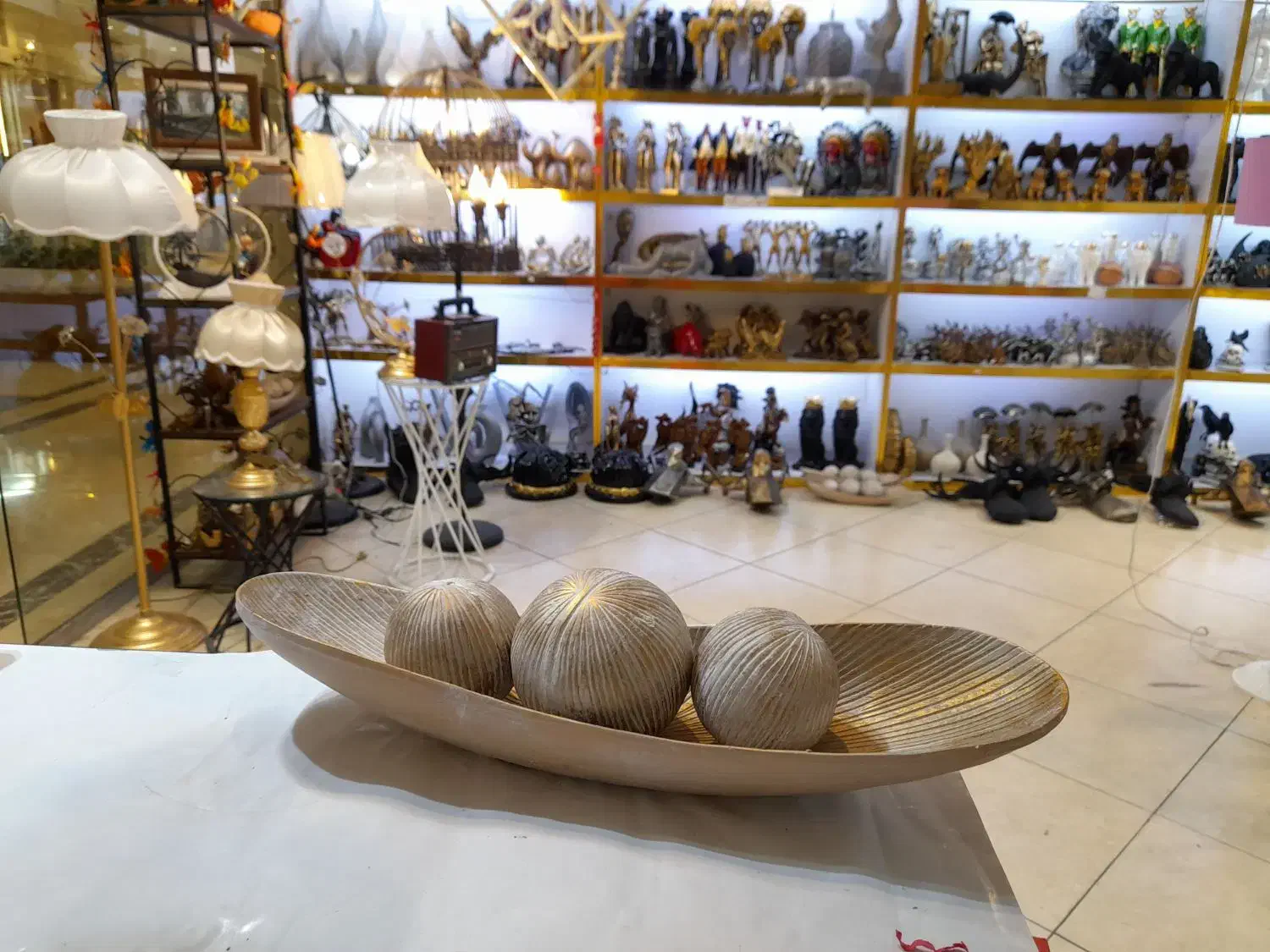 گوی مینیمال تفکر سبز سردیس دیواری خوشبو کننده ایفل|مجسمه، تندیس، ماکت|قم, سراجه (۱۵ خرداد)|دیوار