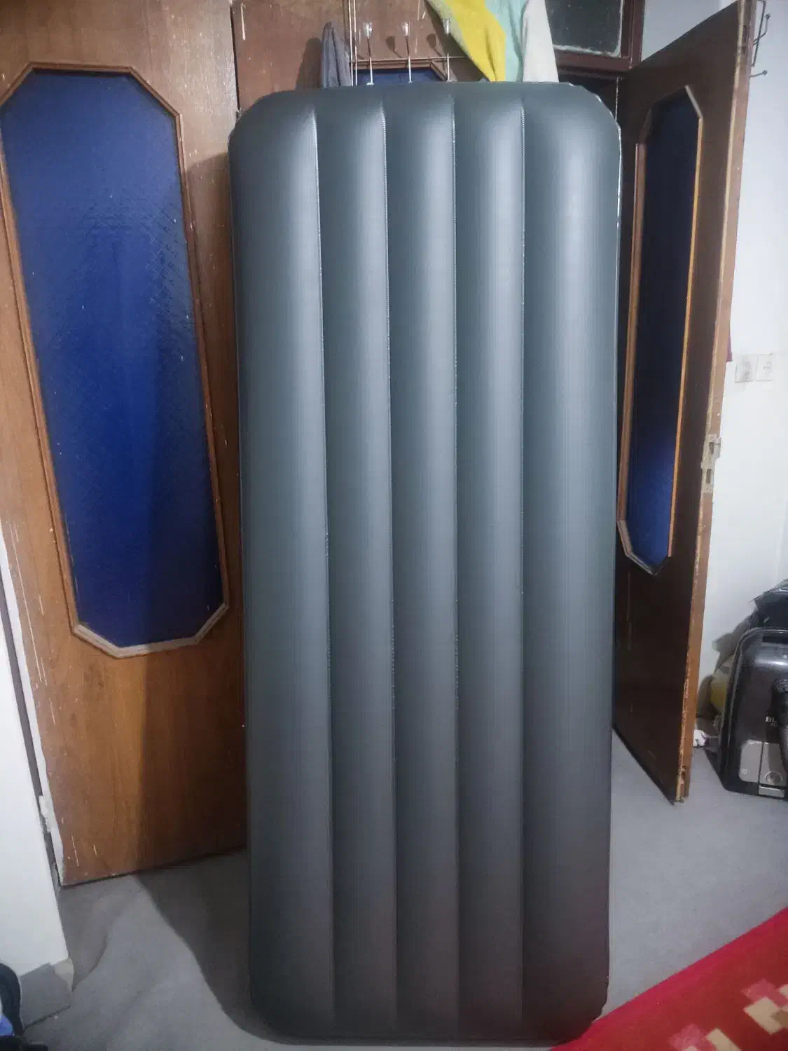 تشک بادی|تشک تختخواب|ساوه, |دیوار