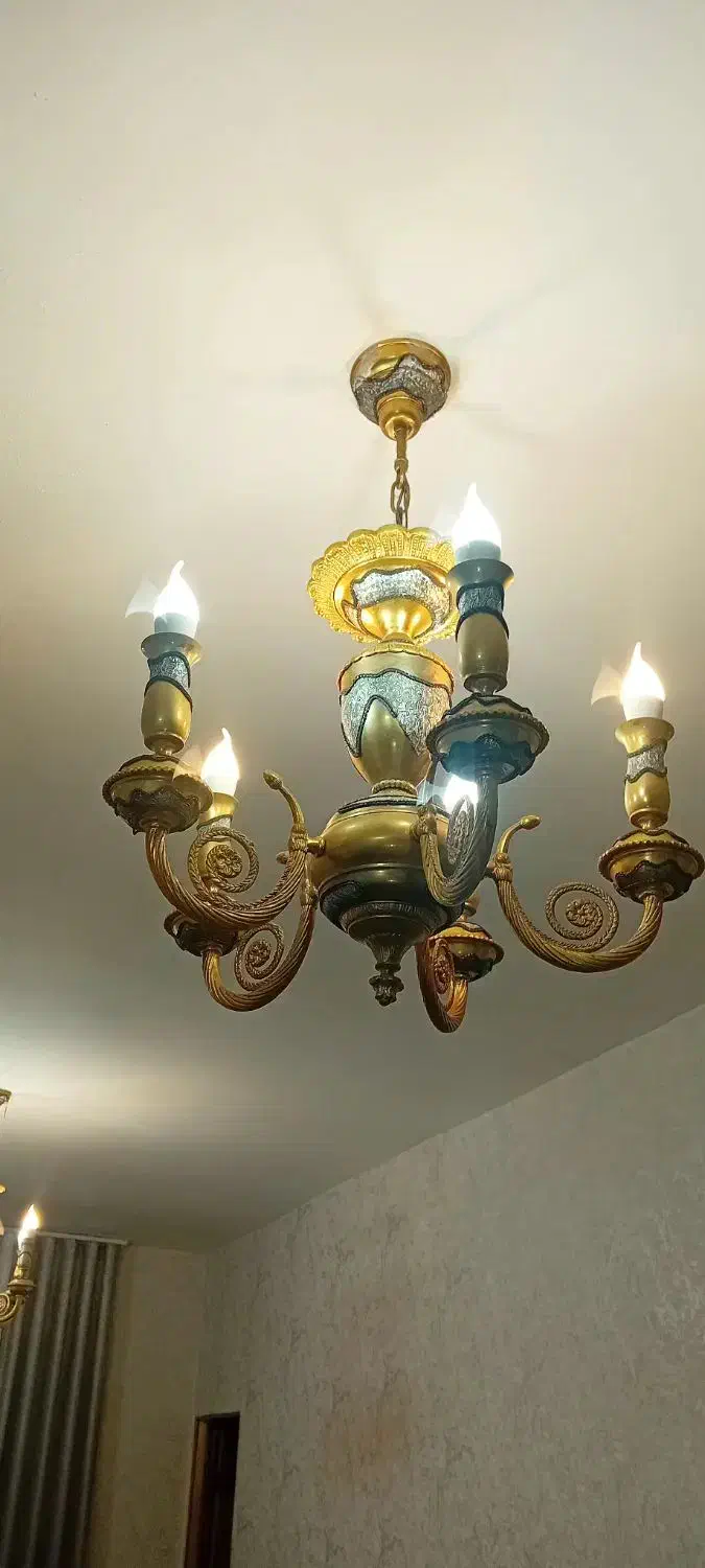 2عدد لوستر برنز بفروش میرسد|لوستر و چراغ آویز|گرمسار, |دیوار