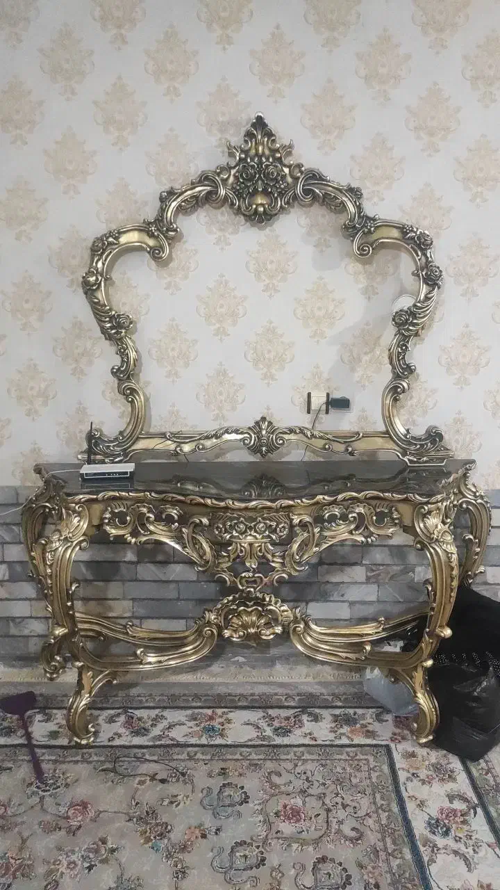 آینه کنسول|بوفه، ویترین، کنسول|سبزوار, طبرسی (جعفرآباد)|دیوار