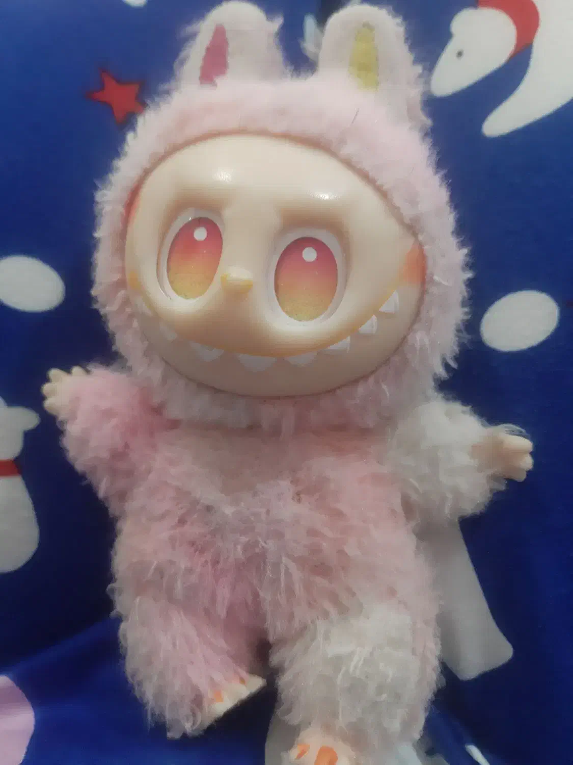 عروسک  لب بو|اسباب‌‌بازی|یاسوج, |دیوار