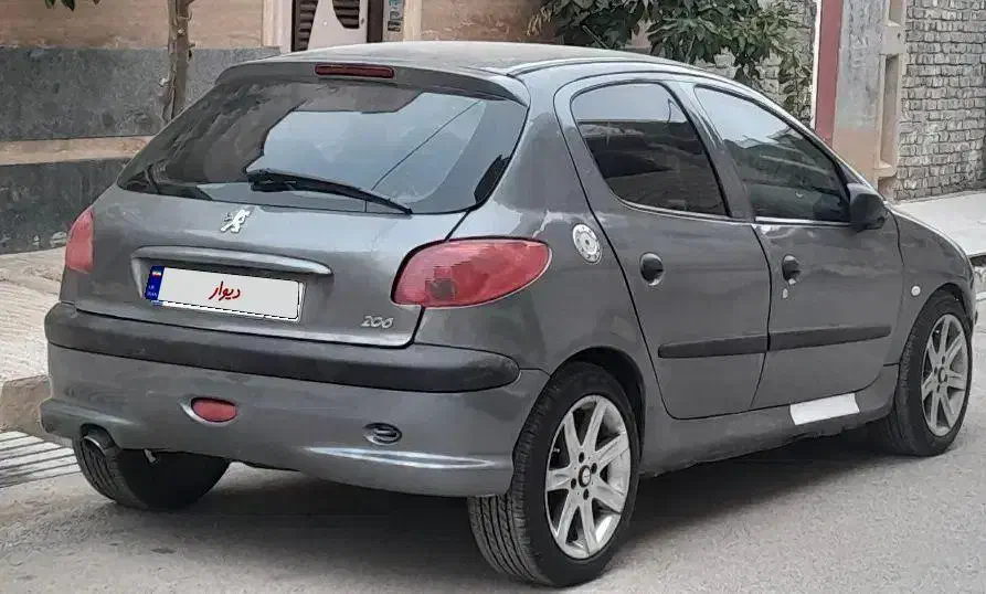 پژو 206 تیپ 2 مدل 89|خودرو سواری و وانت|شیراز, گویم|دیوار