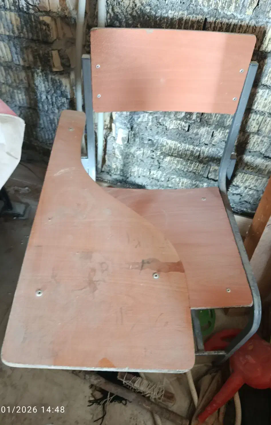 صندلی چوبی تک دسته|صندلی و نیمکت|یاسوج, |دیوار