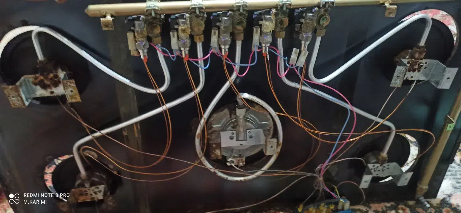 تعمیر گاز صفحه ای انواع بخاری وآبگرمکن گازی و برقی|خدمات پیشه و مهارت|مرودشت, مسکن مهرگان|دیوار