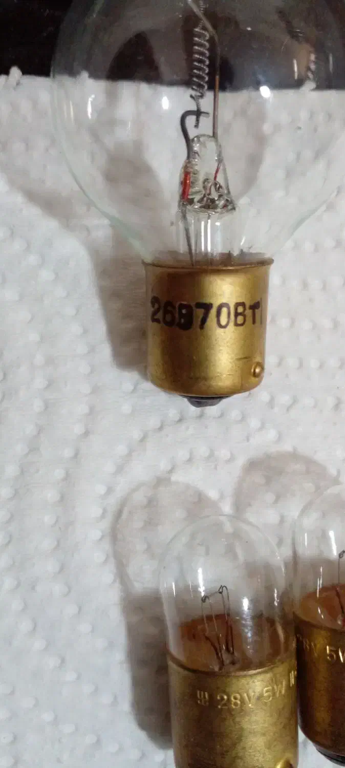 ۶دعد چراغ قدیمی انگلیسی|لامپ و چراغ|شاهین‌شهر, شهرک گلدیس|دیوار