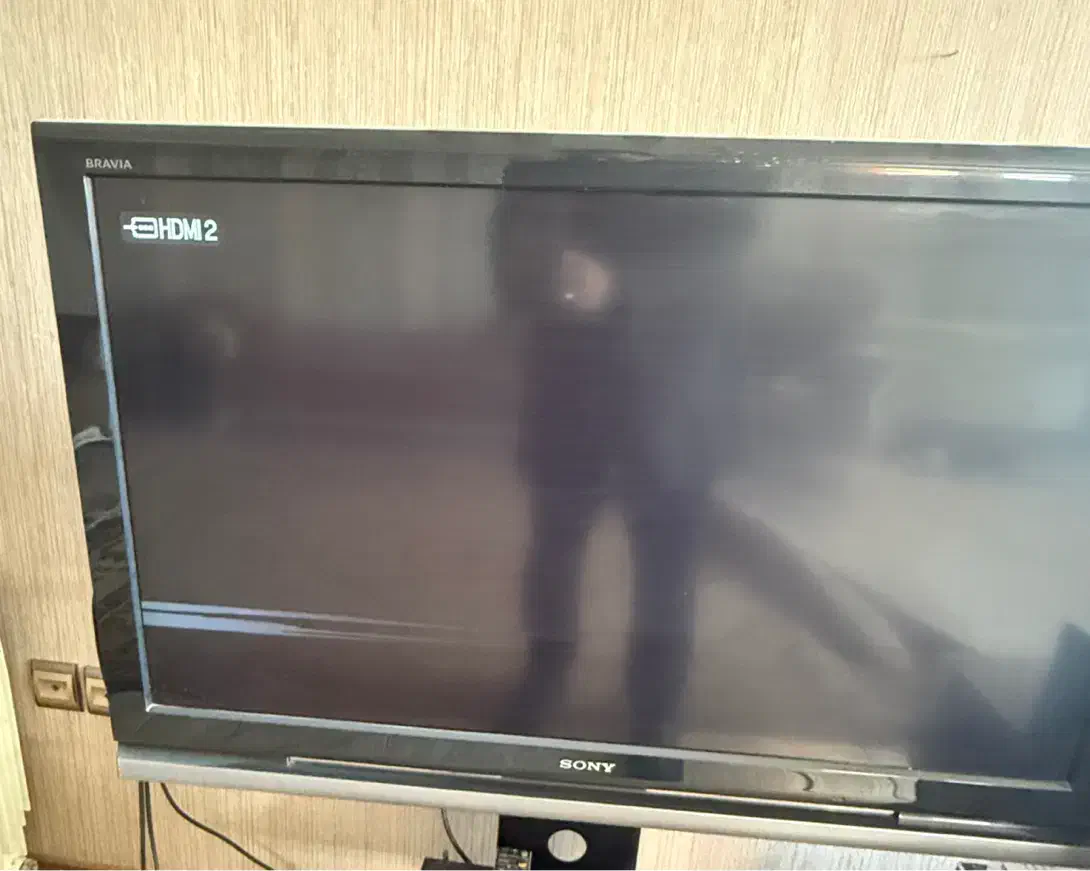 تلویزیون lcd سونی با میز|تلویزیون و پروژکتور|اصفهان, همدانیان|دیوار