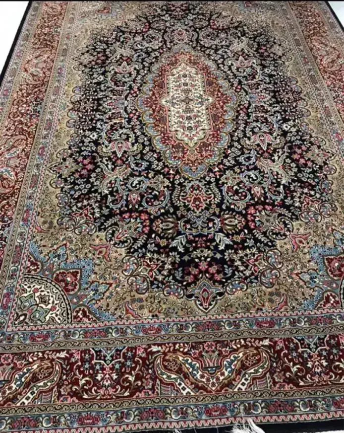 ۲ تخته فرش زمینه سورمه ای ستاره کویر یزد|فرش|همدان, |دیوار