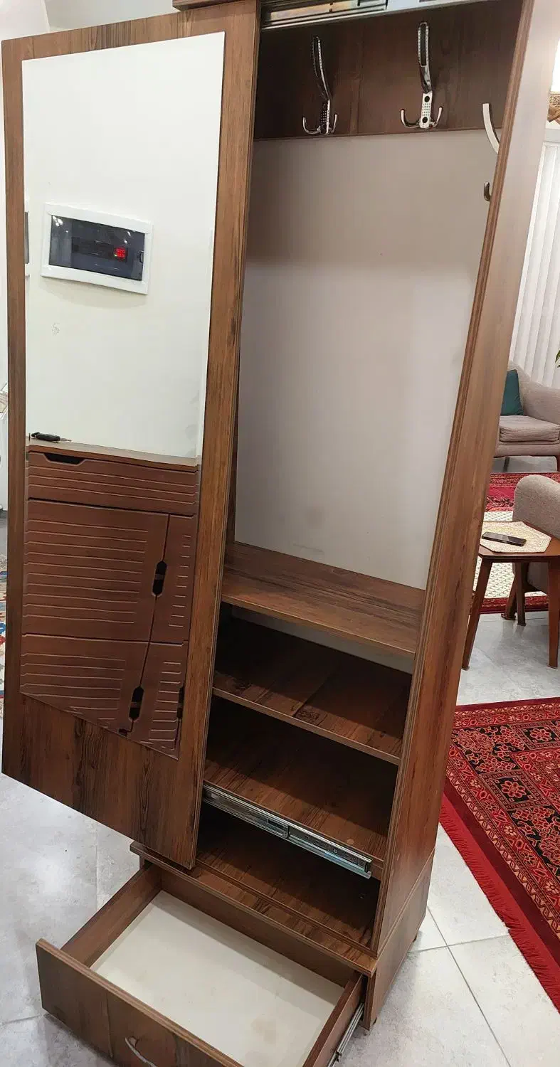 جا کفشی با درب کشویی|جاکفشی، کمد، دراور|پردیس, فاز ۸|دیوار