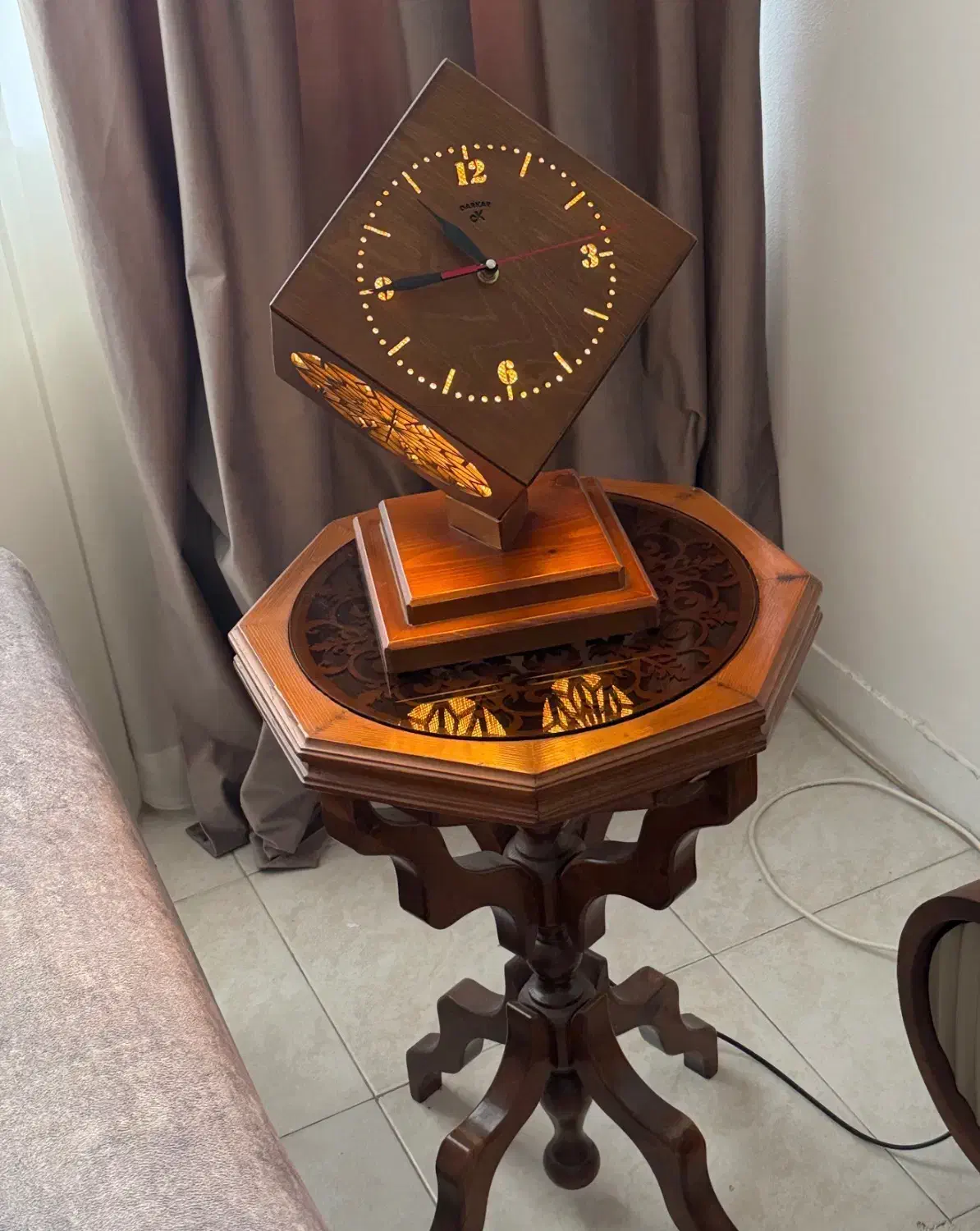 ساعت|ساعت دیواری و تزئینی|ساری, |دیوار