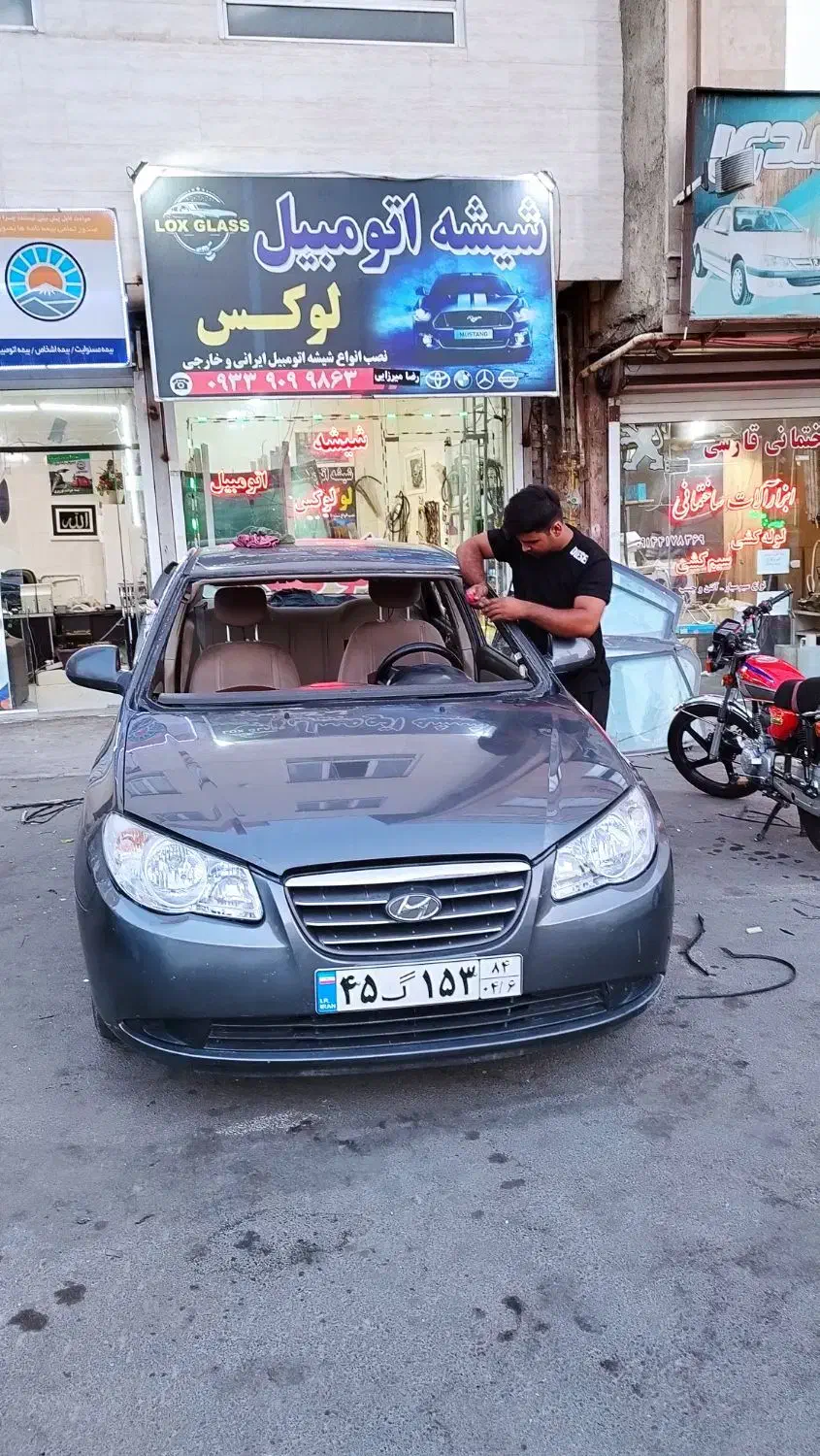 شیشه اتومبیل زیر قیمت بازار|خدمات موتور و ماشین|تبریز, |دیوار