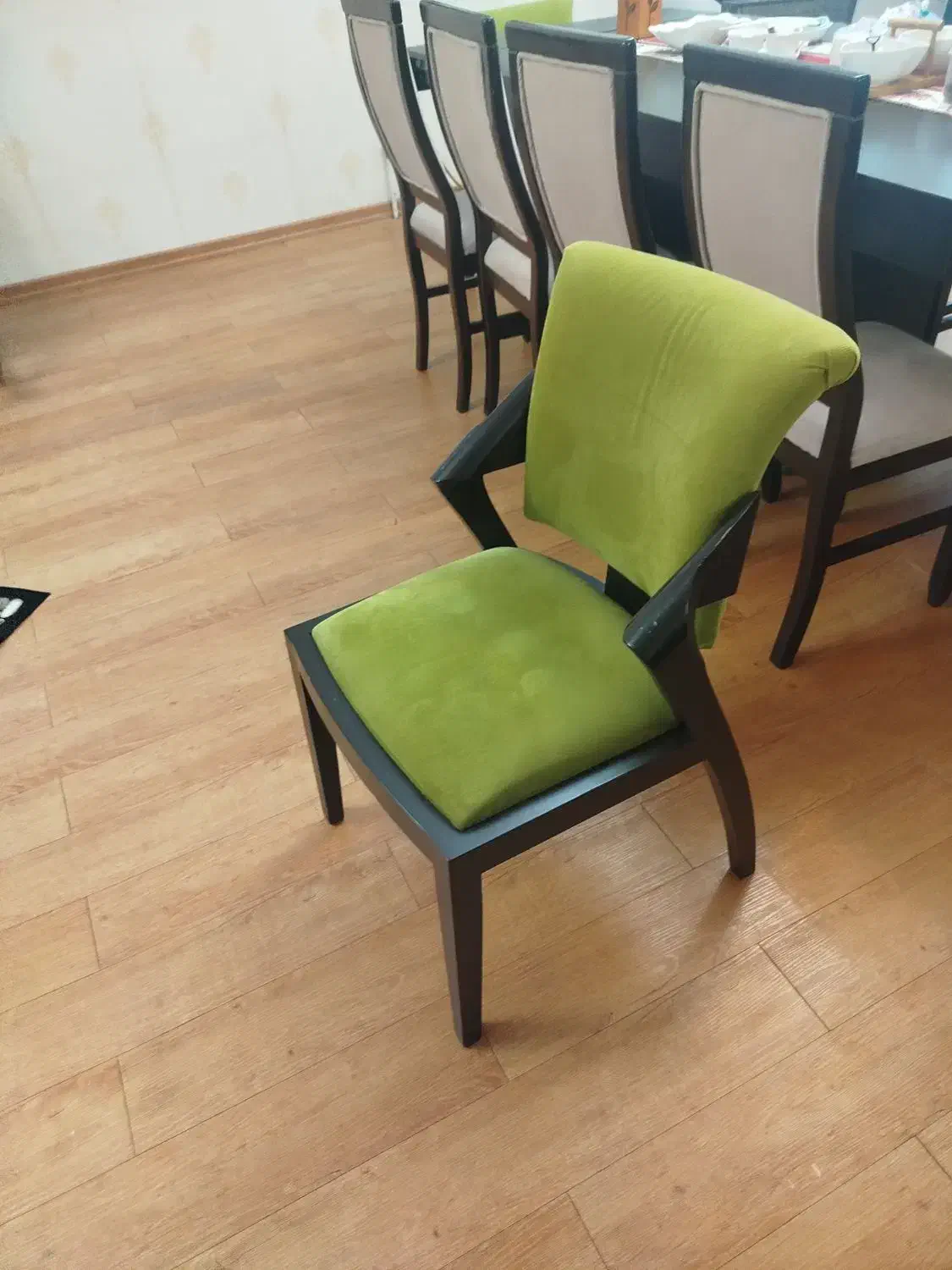 میز و صندلی ۱۰ نفره با آینه کنسول|میز و صندلی غذاخوری|ارومیه, |دیوار