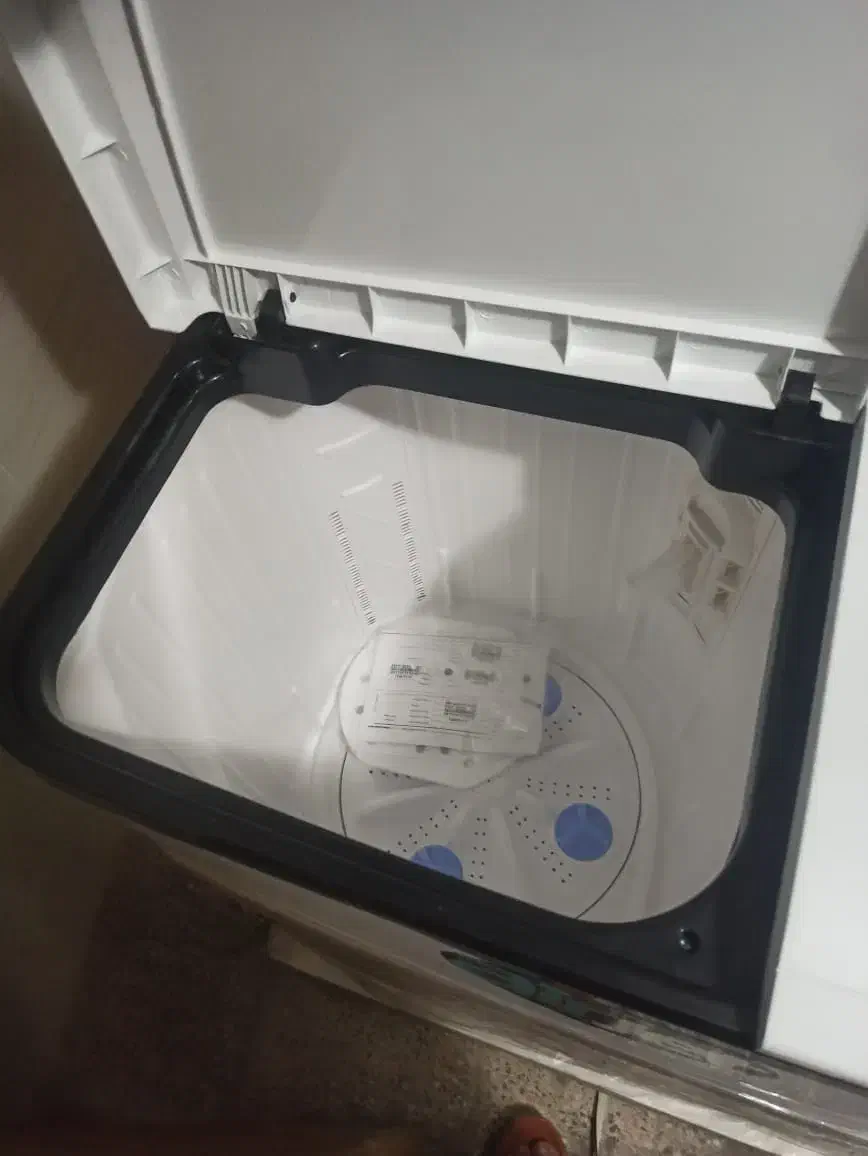 لباسشویی دوقلوپاکشوما ۹/5کیلویی داخل کارتون اک بند|ماشین لباسشویی و خشک‌کن لباس|فولادشهر, B2|دیوار