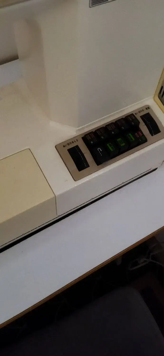 چرخ خیاطی|چرخ خیاطی و ریسندگی|رودسر, |دیوار