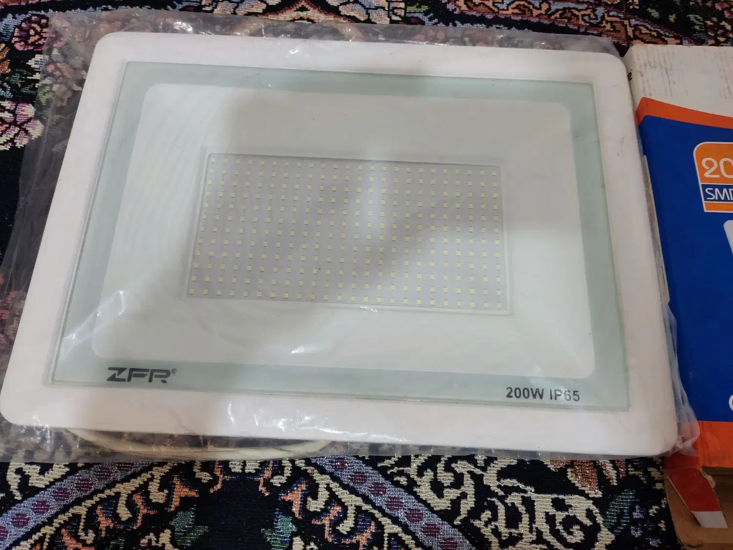 پرژکتور|لامپ و چراغ|اصفهان, کشاورزی|دیوار