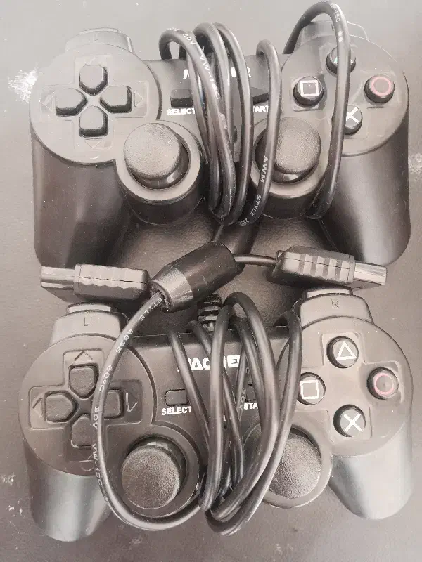 یک جفت دسته پلی استیشن|کنسول، بازی ویدئویی و آنلاین|بوژگان, |دیوار