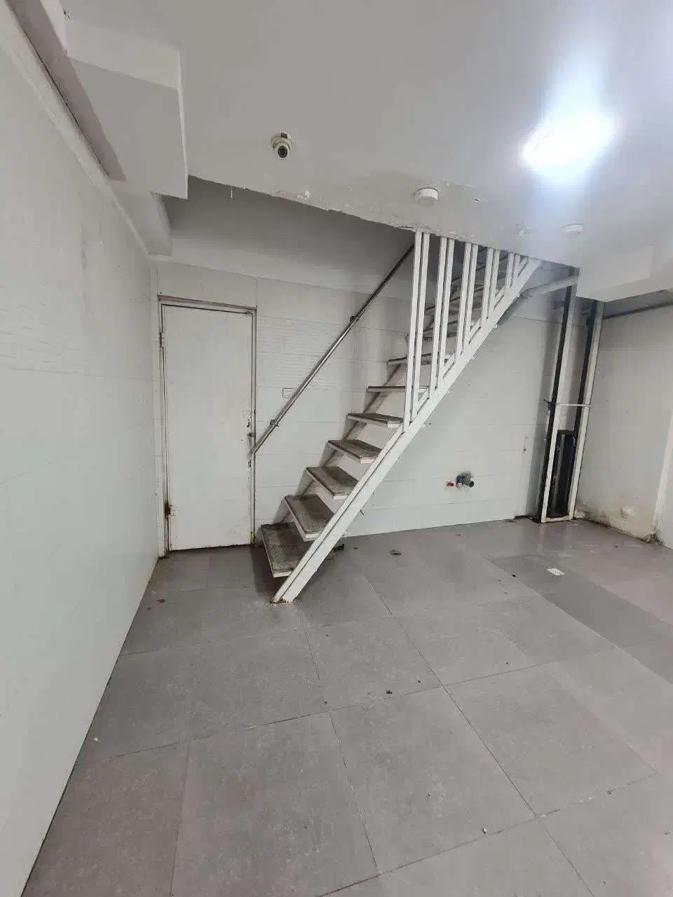 اجاره مغازه تجاری 110 متری در بلوار بوسار بر اصلی|اجارهٔ مغازه و غرفه|رشت, بوسار|دیوار