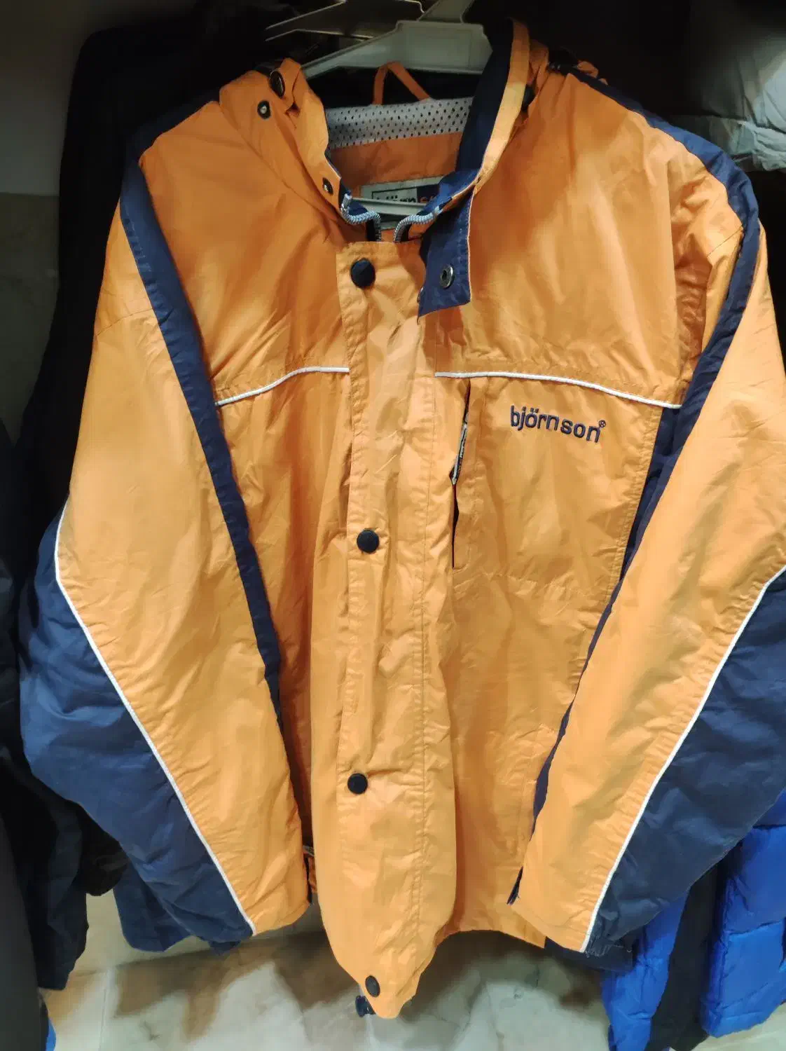 هودی آکبند اورجینال|لباس|تربت جام, جامی|دیوار