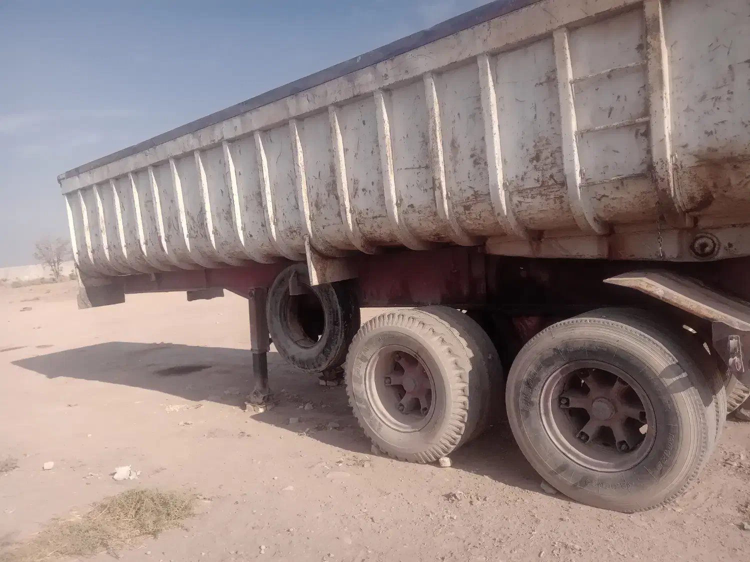 تریلی کمپرسی|خودرو سنگین|بشاریات, |دیوار