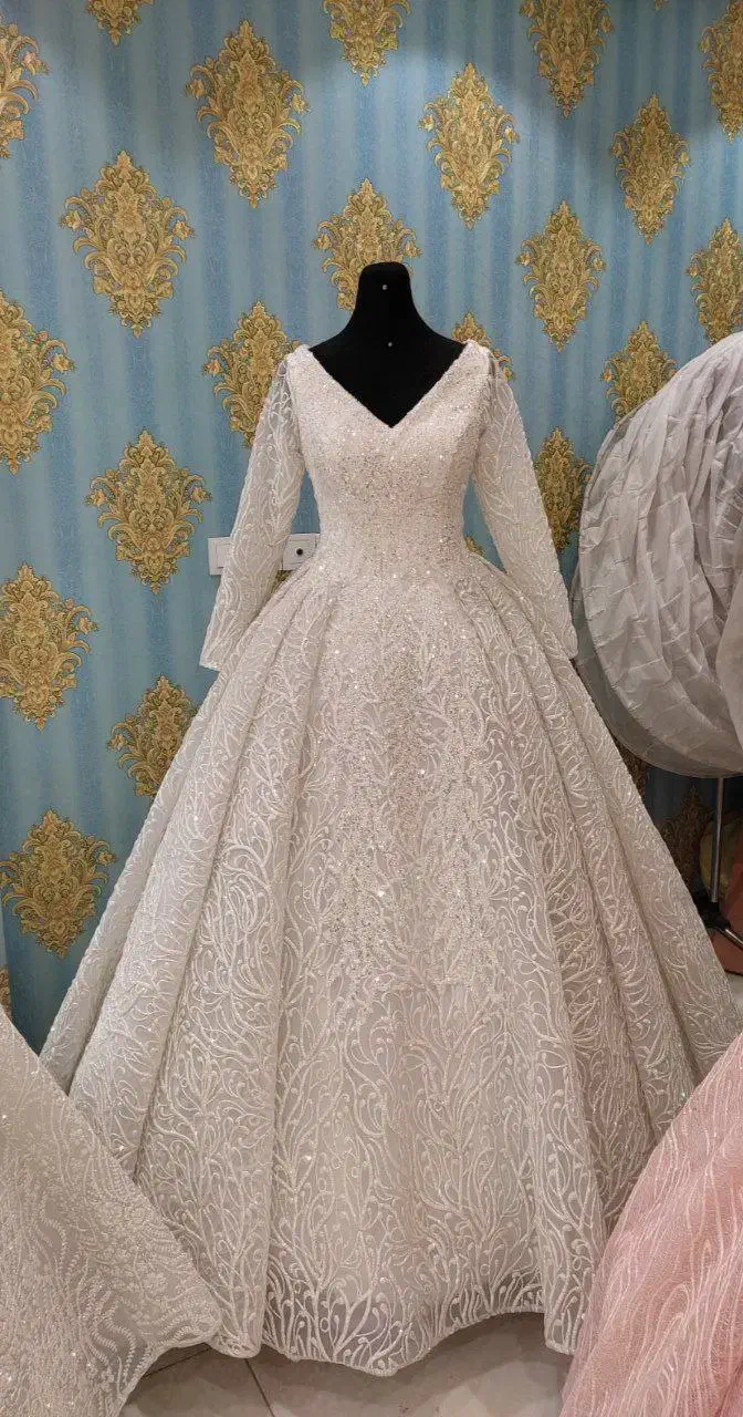 لباس عروس|لباس|پرند, فاز ۵|دیوار