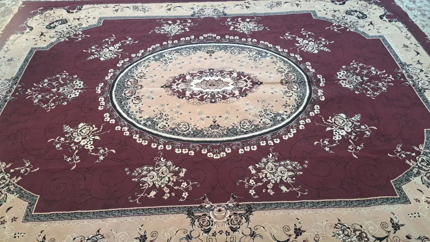 فرش ماشینی ۱۲ متری(کاشان)|فرش|سمنان, |دیوار