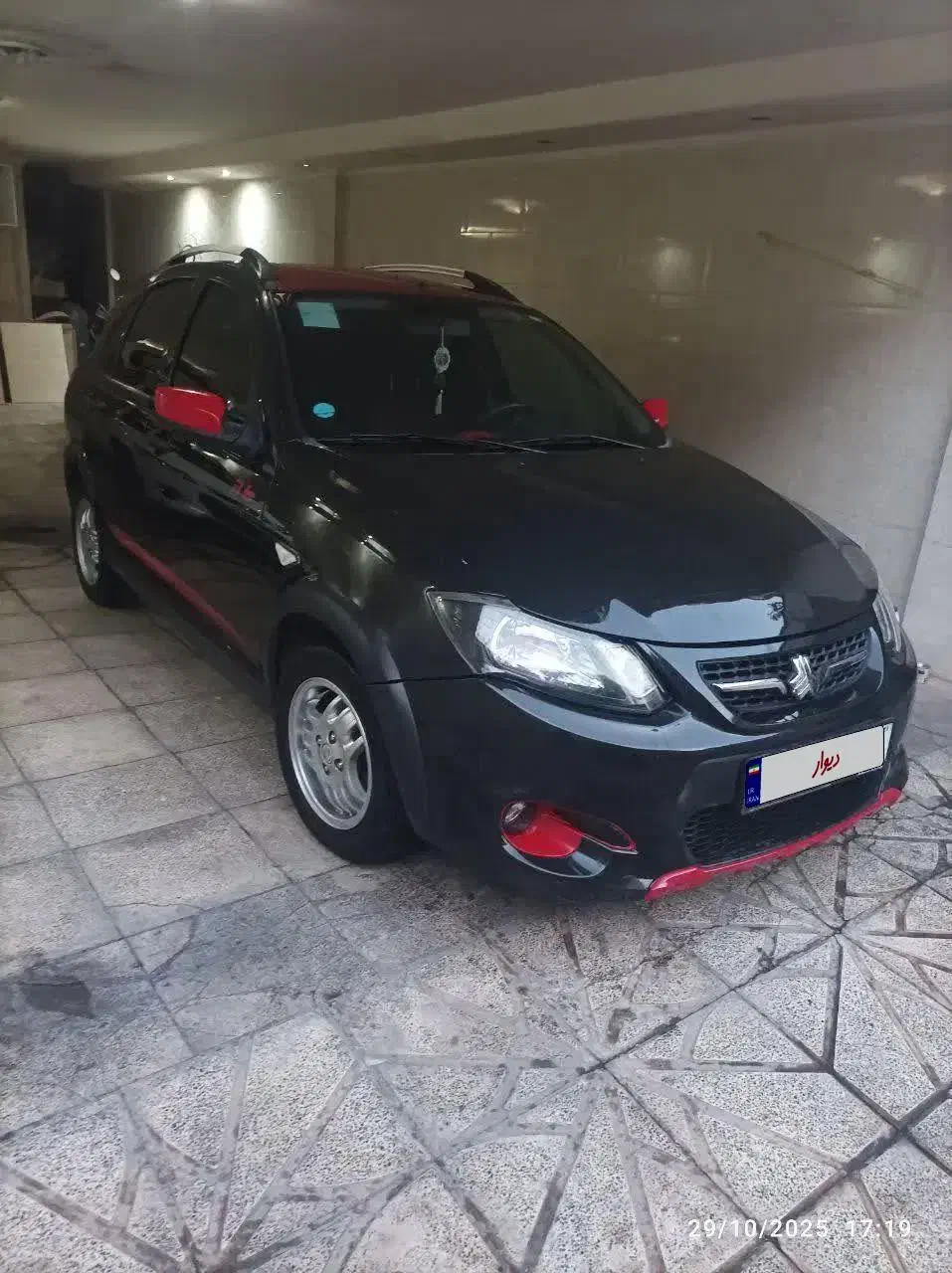 کوئیک آر ۱۴۰۱ مشکی قرمز|خودرو سواری و وانت|تهران, مشیریه|دیوار