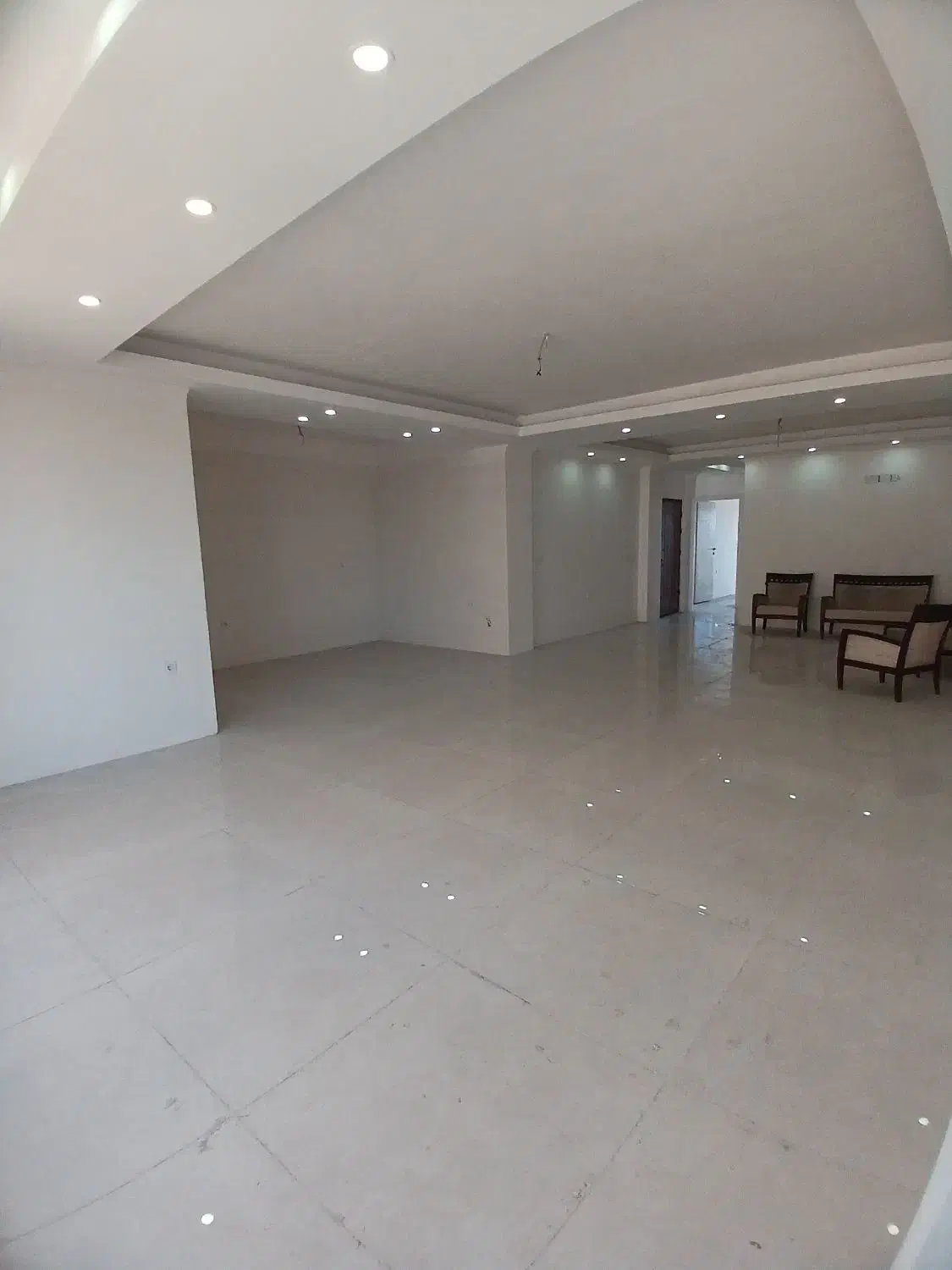 لوکیشن خاص برای افراد خاص|فروش آپارتمان|بابل, |دیوار