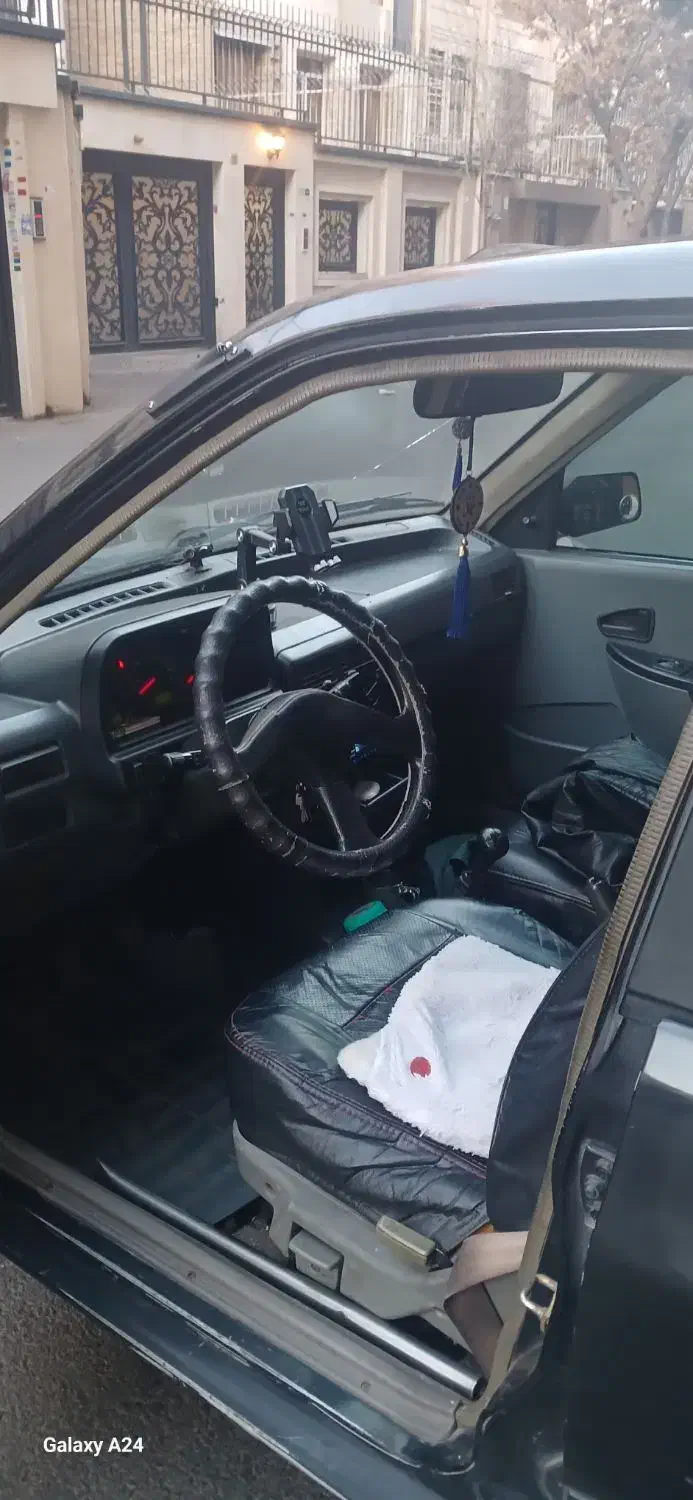 پراید مشکی ۸۳|خودرو سواری و وانت|تهران, مهران (سیدخندان)|دیوار