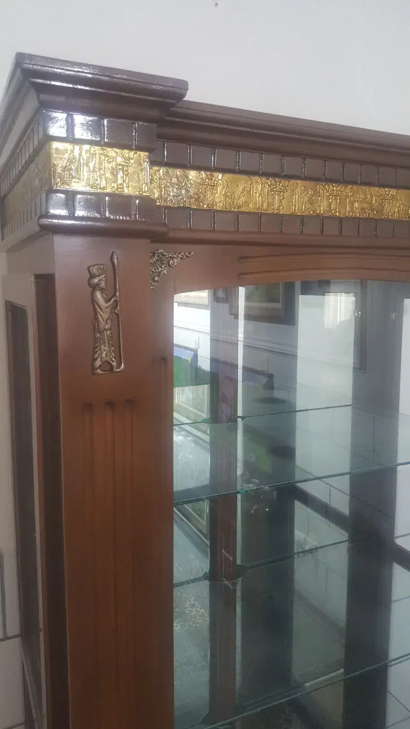 بوفه تمیز زیبا|بوفه، ویترین، کنسول|اراک, |دیوار