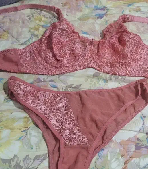 ست لباس زیر نو ونپوشیده اتیکت دار|لباس|اراک, |دیوار