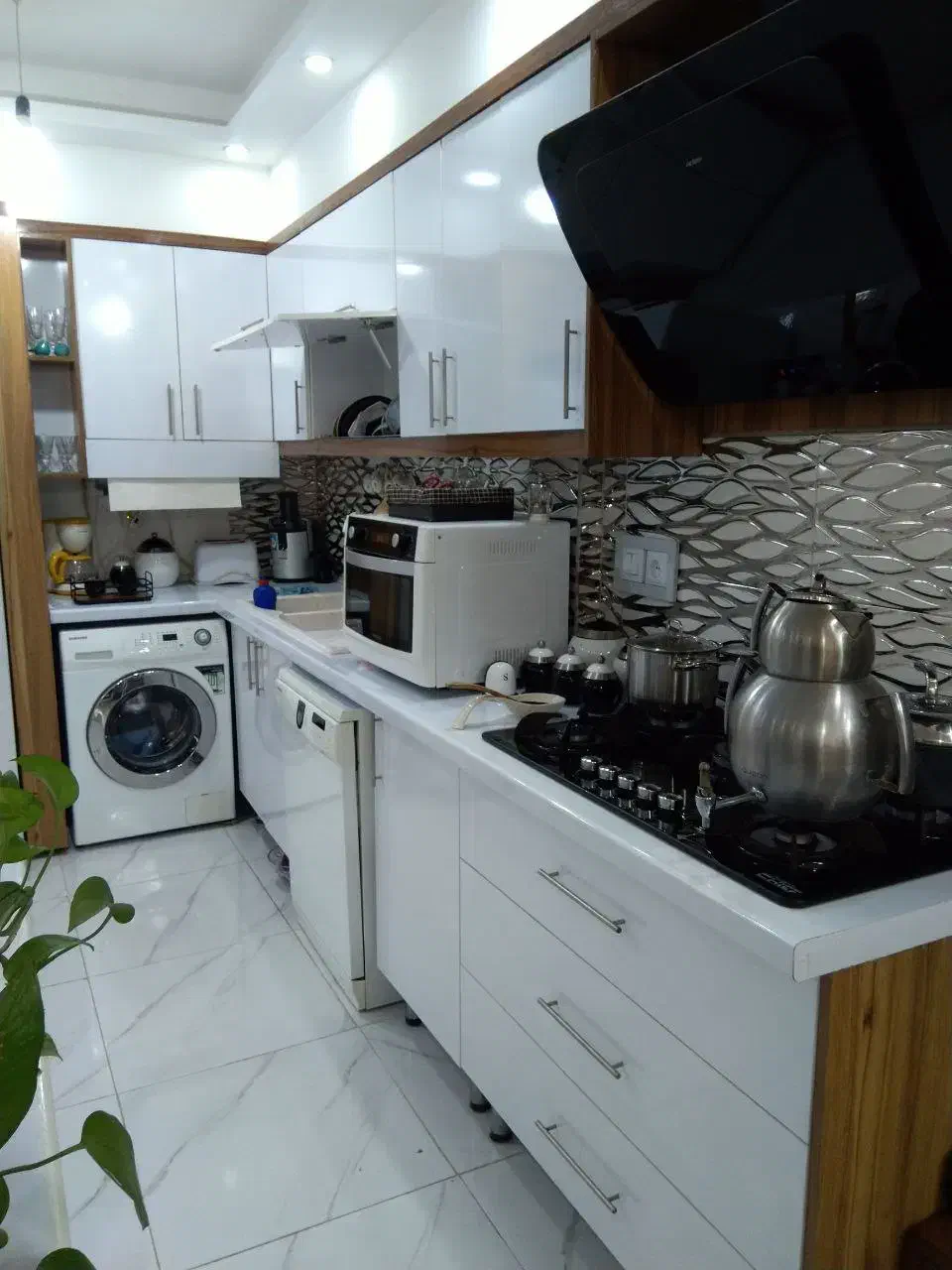 دانشجو ۱۷ / همکف شمالی / ۸۰ متر/ بازسازی|فروش آپارتمان|مشهد, دانشجو|دیوار