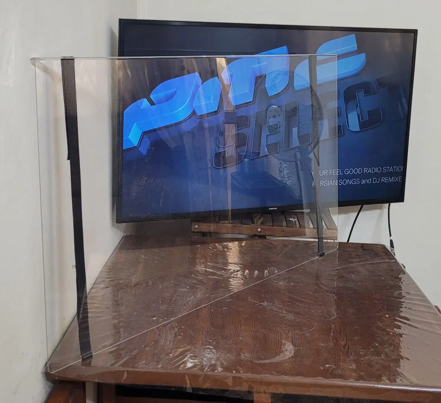 محافظ صفحه تلویزیون ۴۸ اینچ|تلویزیون و پروژکتور|محمدشهر, ولدآباد|دیوار