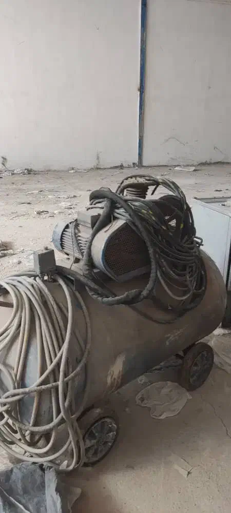 جک و قالب.میکسر.کپسول.هوا.پمپ باد|مصالح و تجهیزات ساختمان|اصفهان, حصه شمالی|دیوار