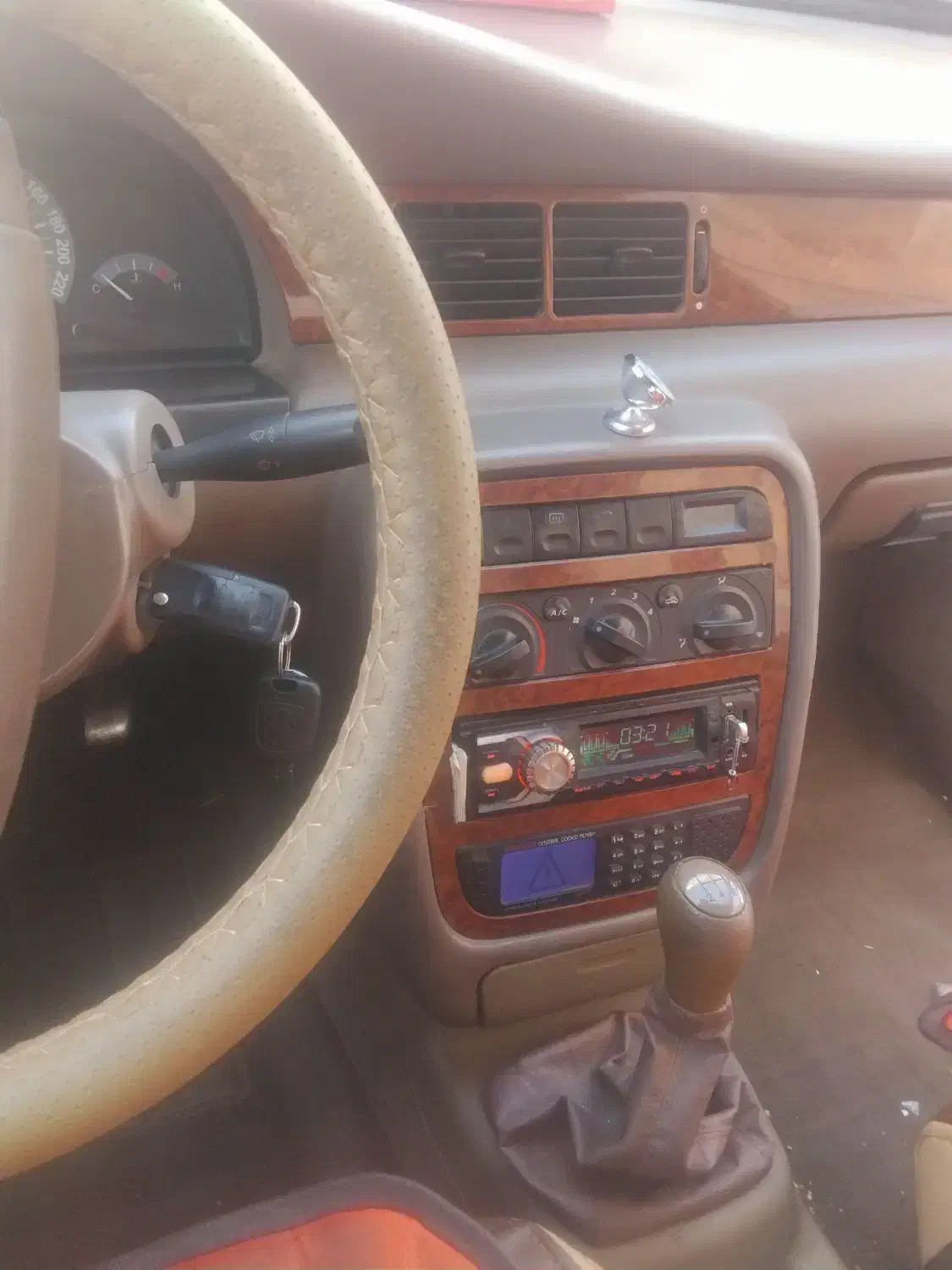 فروش خودرو سمند سفید یخچالی|خودرو سواری و وانت|آستارا, |دیوار