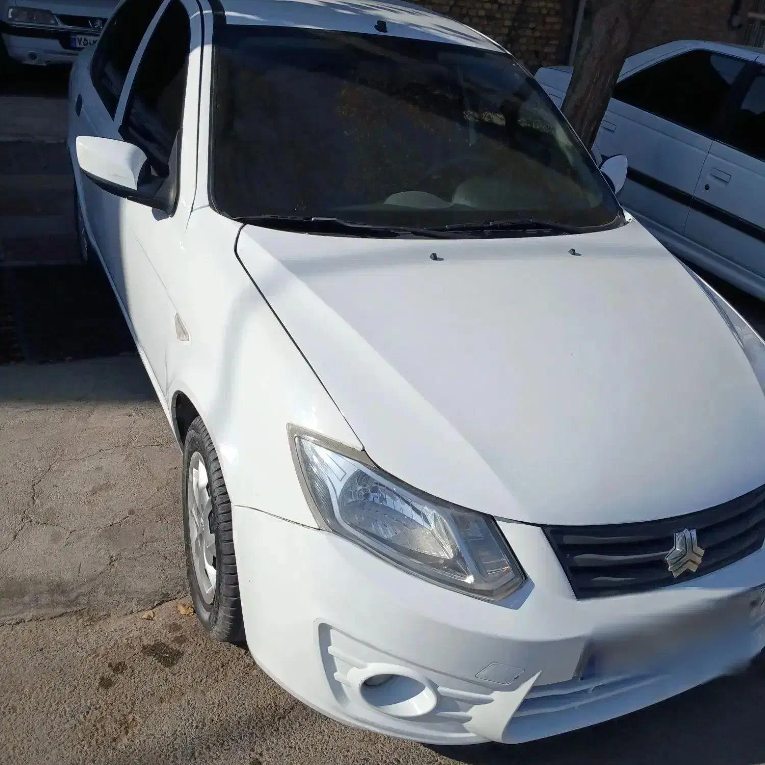 ساینا ۹۸ معاوضه یا نقدواقساط|خودرو سواری و وانت|یزد, |دیوار