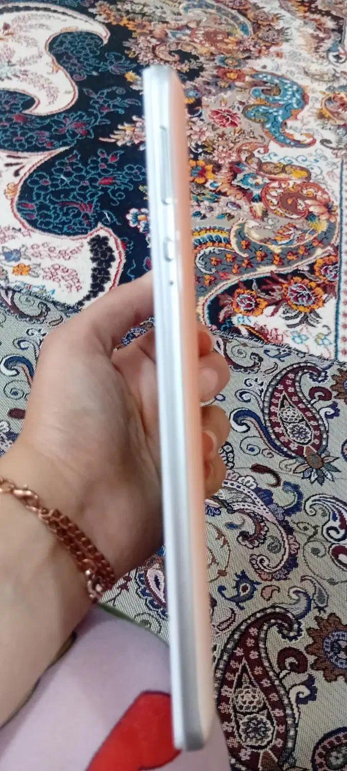 تبلت|تبلت|خسروشاه, |دیوار