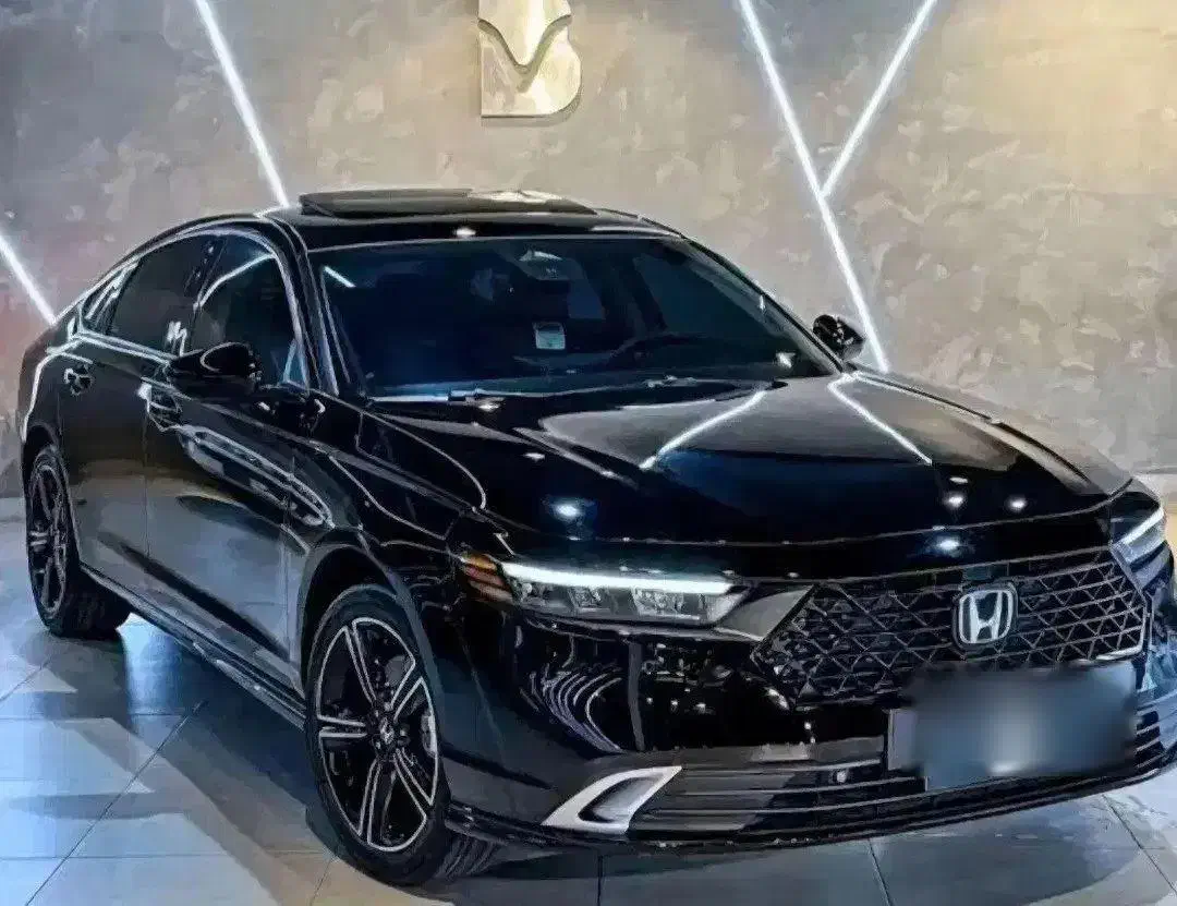 حواله هوندا آکورد ۲۰۲۵|خودرو سواری و وانت|اقلید, |دیوار