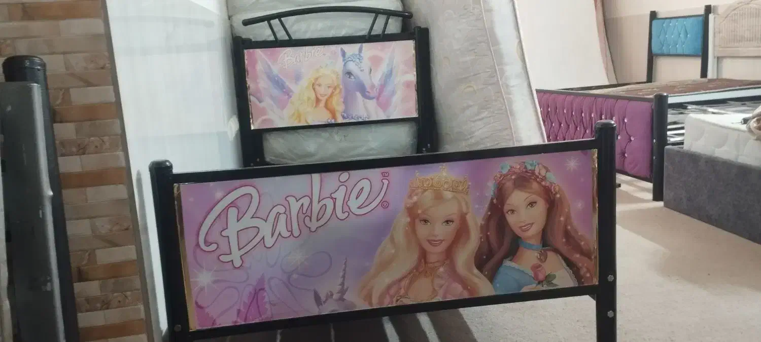 تعدادی تخت یک نفره و دو نفره با تشک درحدنو|تخت و سرویس خواب|زاهدان, |دیوار