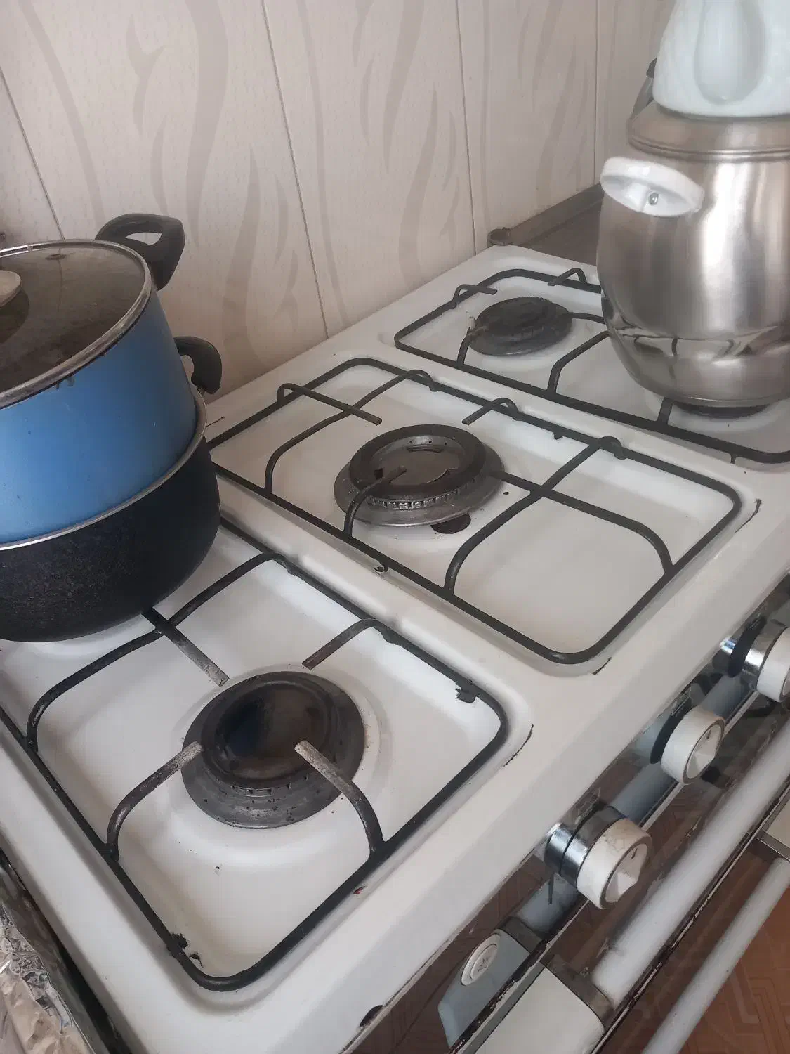 گاز پنج شعله تمیز سالم|اجاق گاز و لوازم برقی پخت‌وپز|اسدآباد, |دیوار